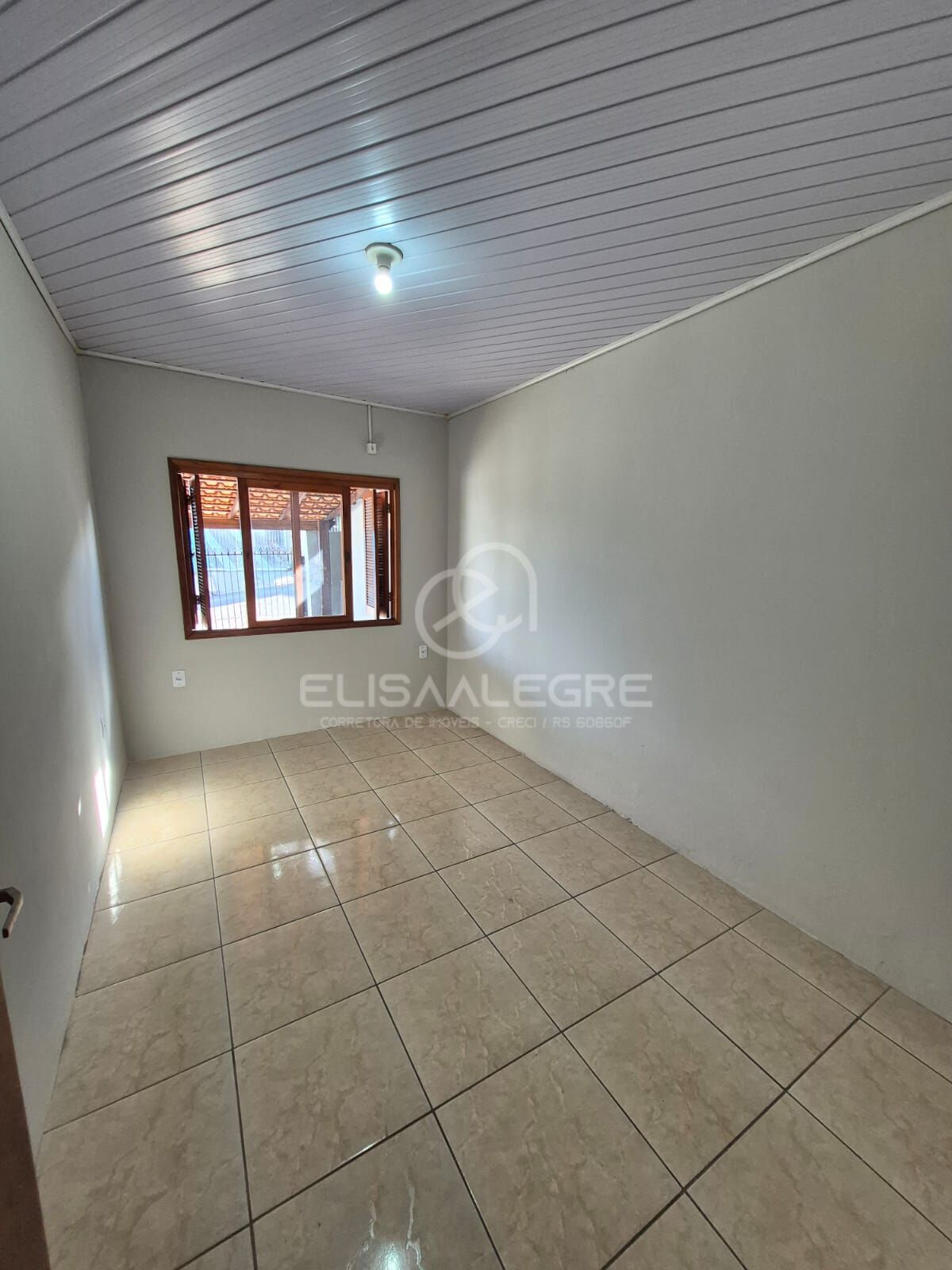 Casa à venda com 2 quartos, 80m² - Foto 8