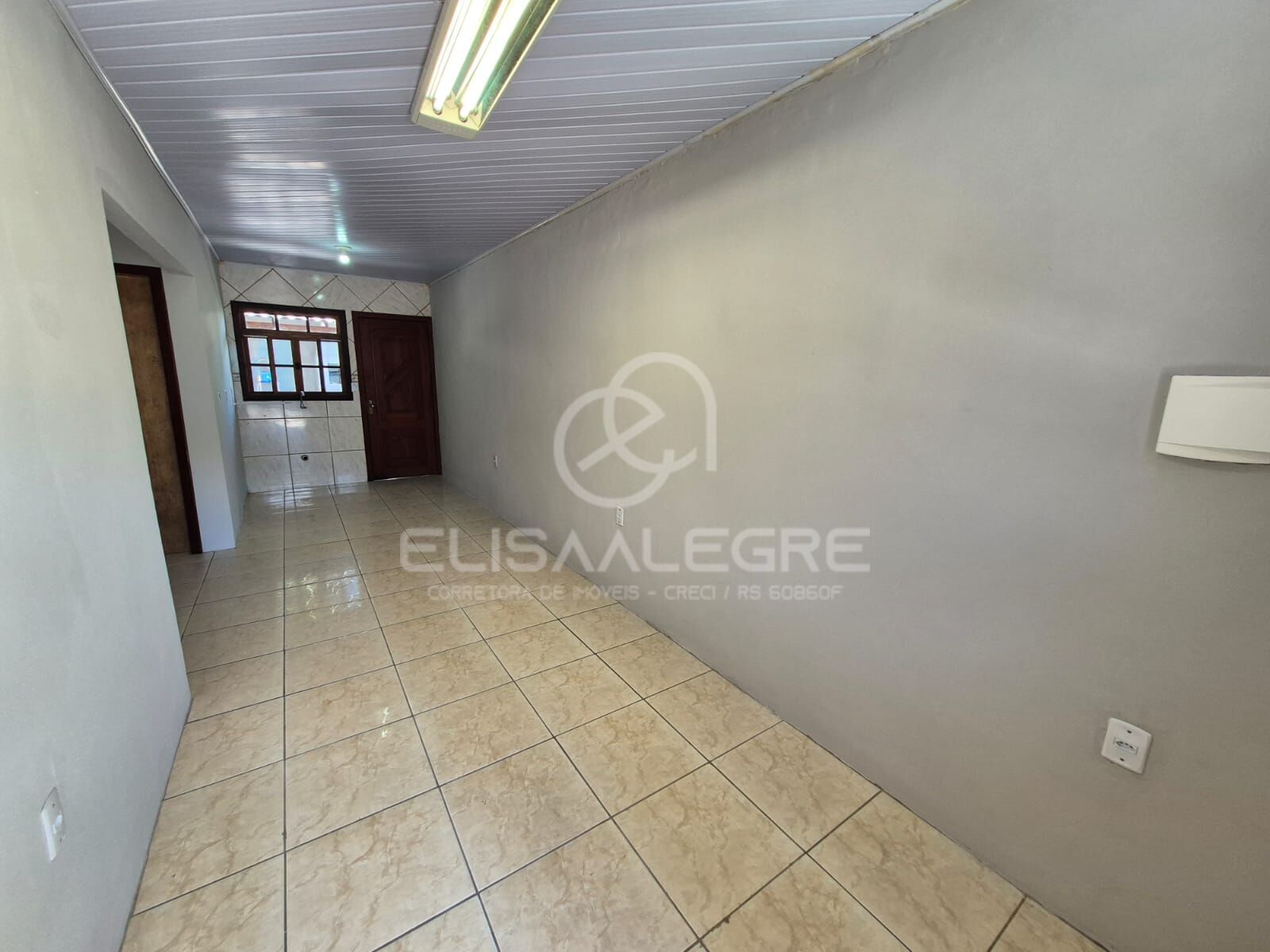 Casa à venda com 2 quartos, 80m² - Foto 3