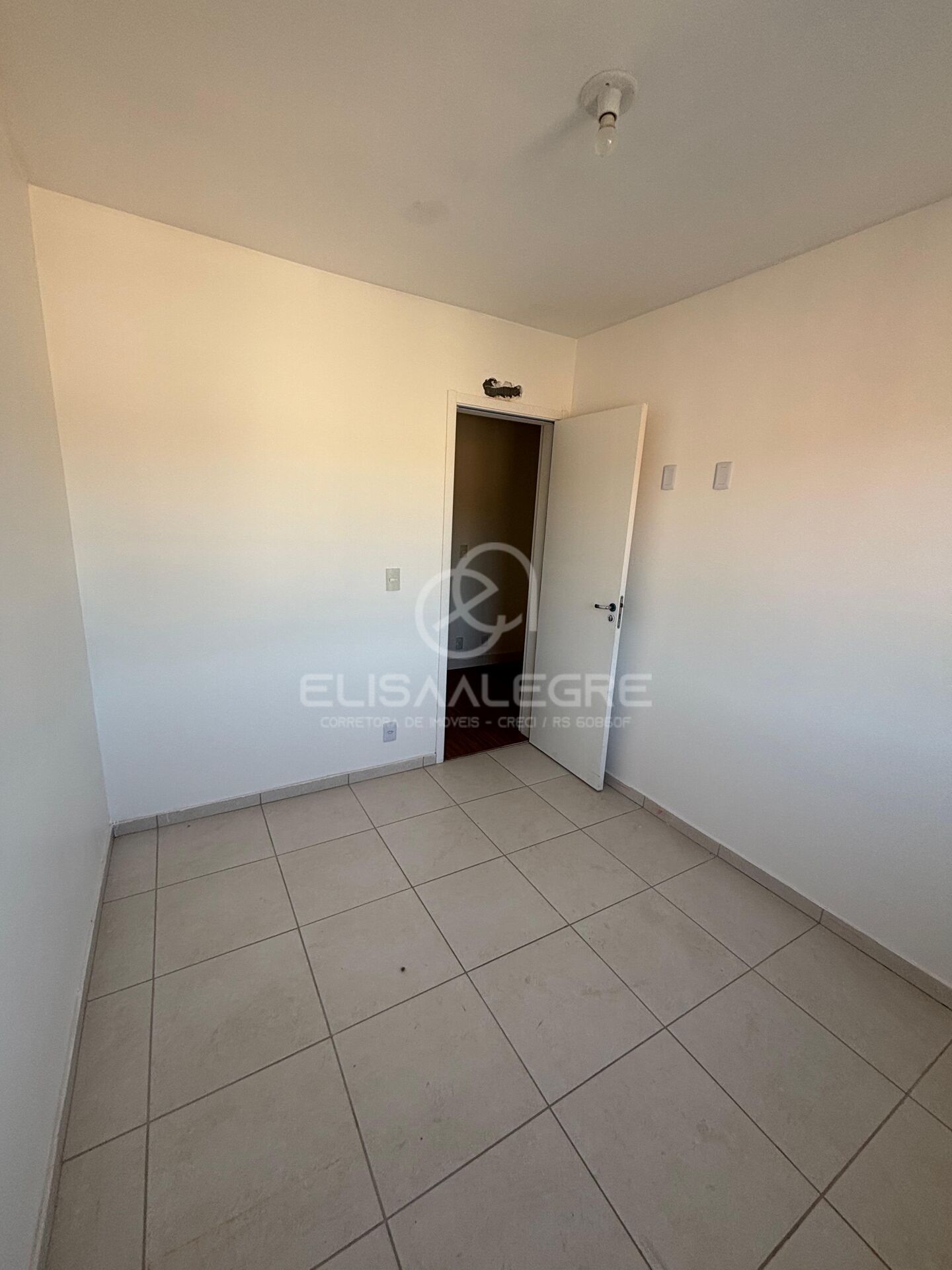 Apartamento à venda com 2 quartos, 46m² - Foto 18