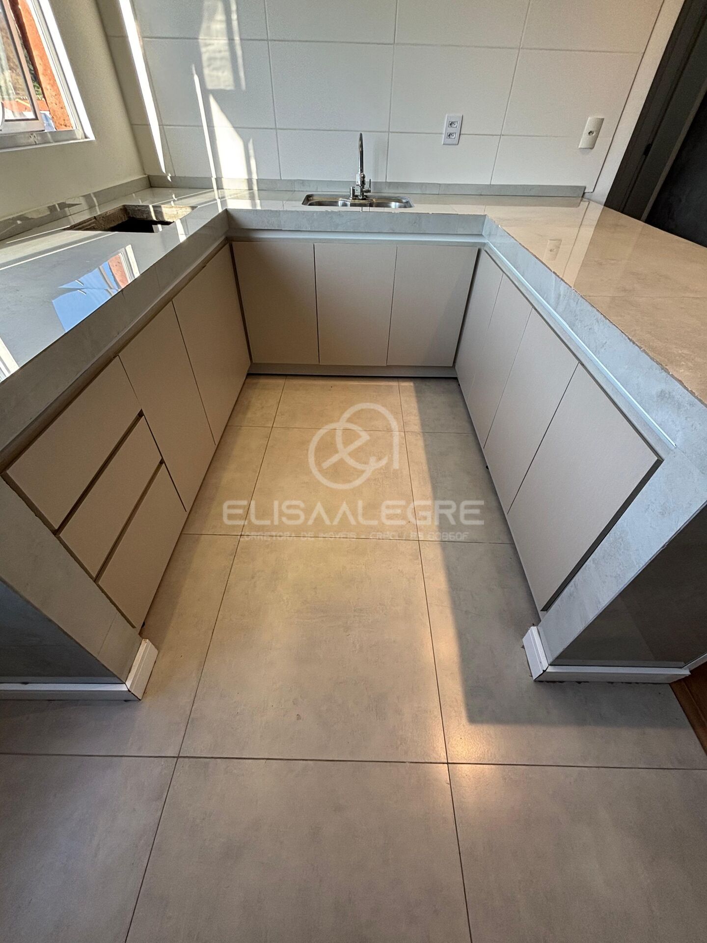 Apartamento à venda com 2 quartos, 46m² - Foto 4