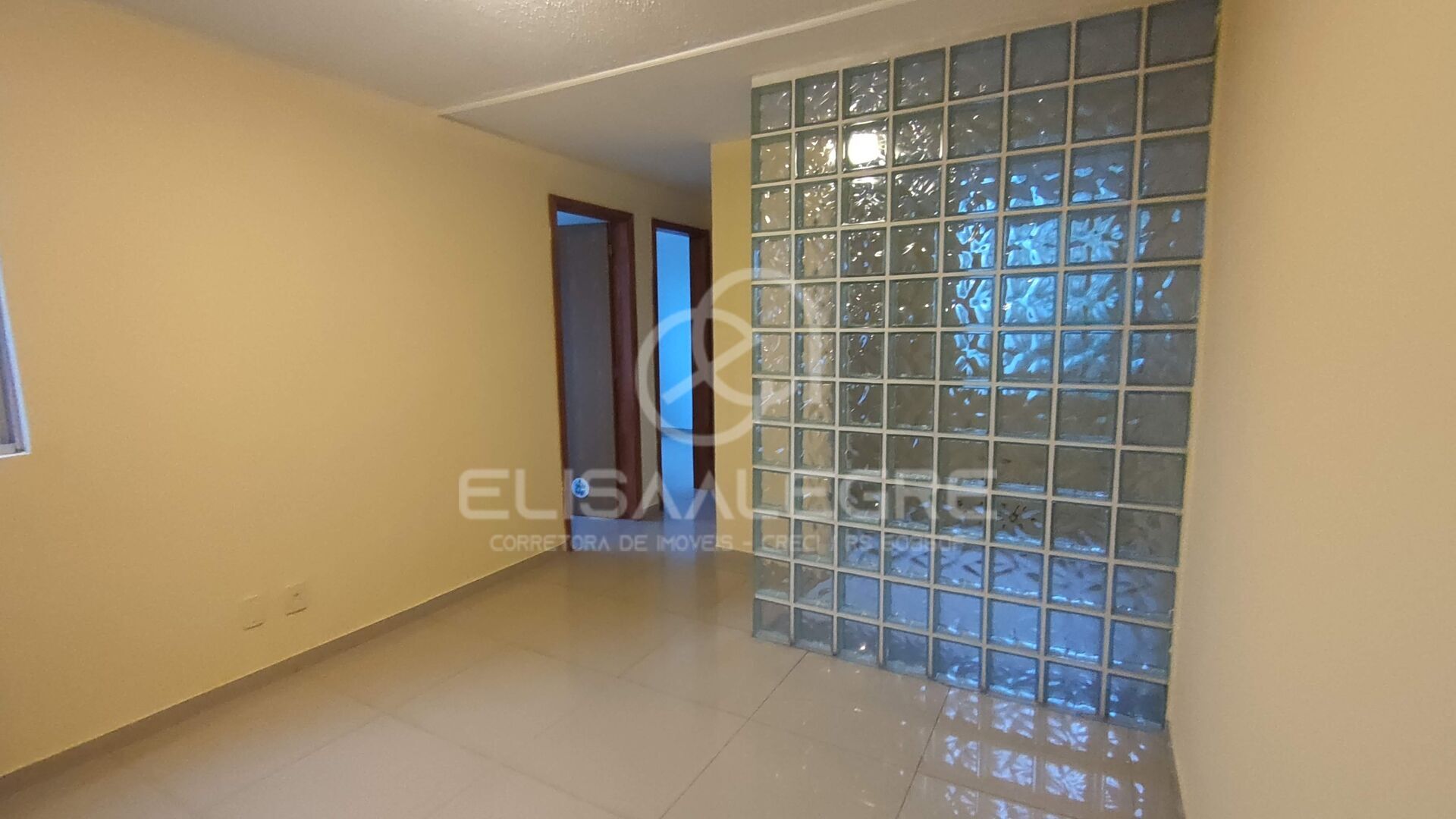 Apartamento à venda com 2 quartos, 40m² - Foto 3