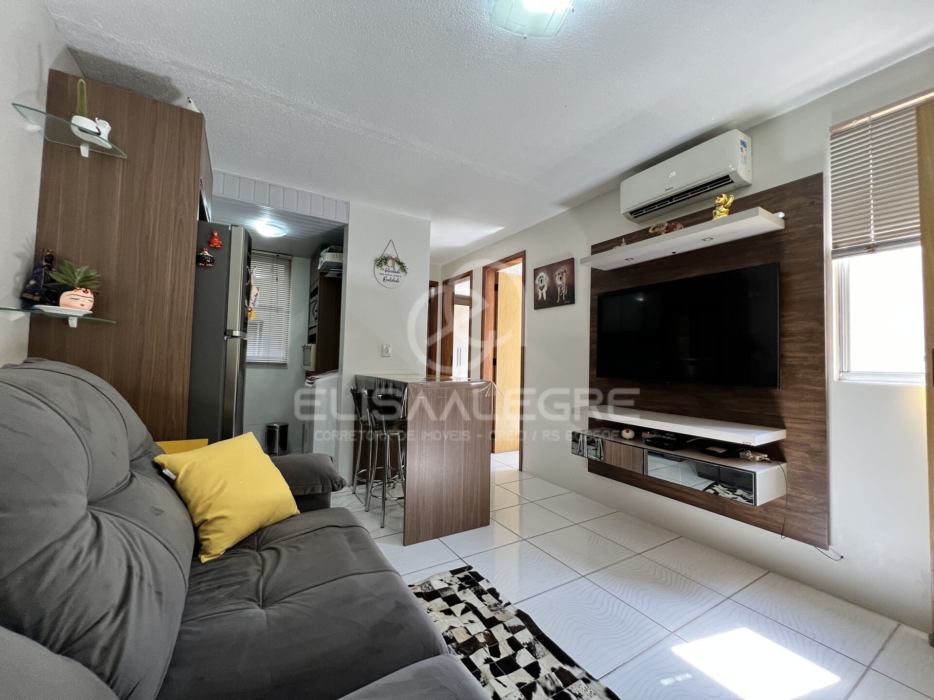 Apartamento à venda com 2 quartos, 42m² - Foto 3