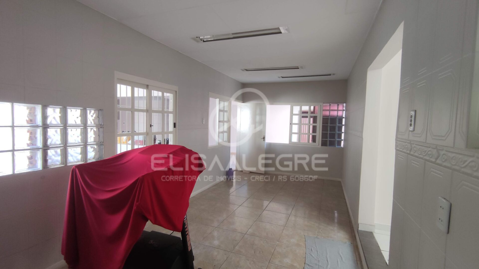 Casa à venda com 3 quartos, 287m² - Foto 17