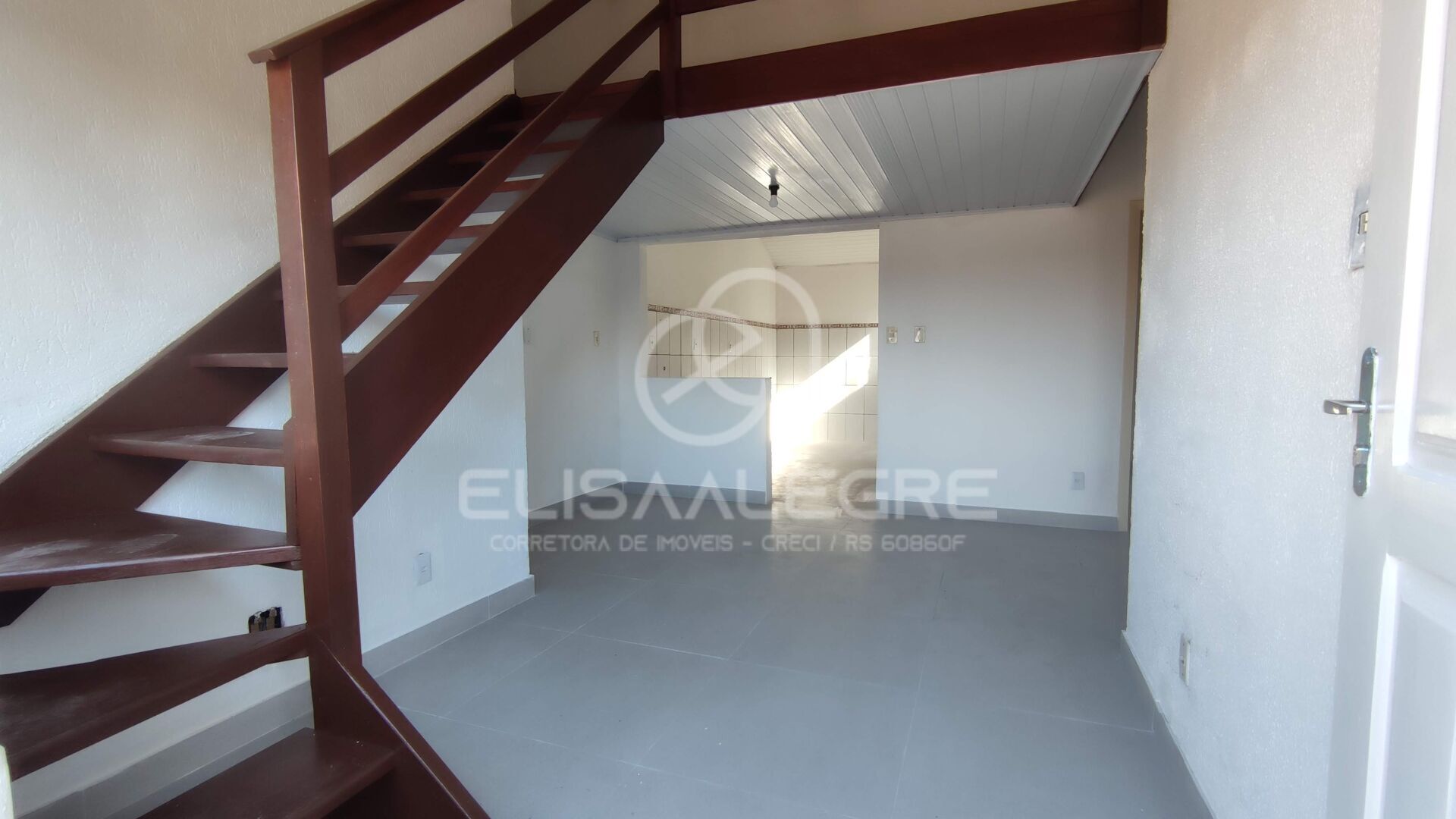 Casa de Condomínio à venda com 3 quartos, 109m² - Foto 2