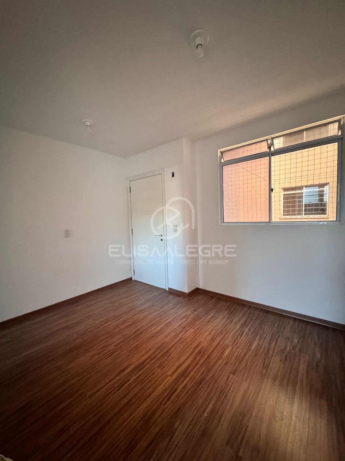 Apartamento à venda com 2 quartos, 60m² - Foto 5