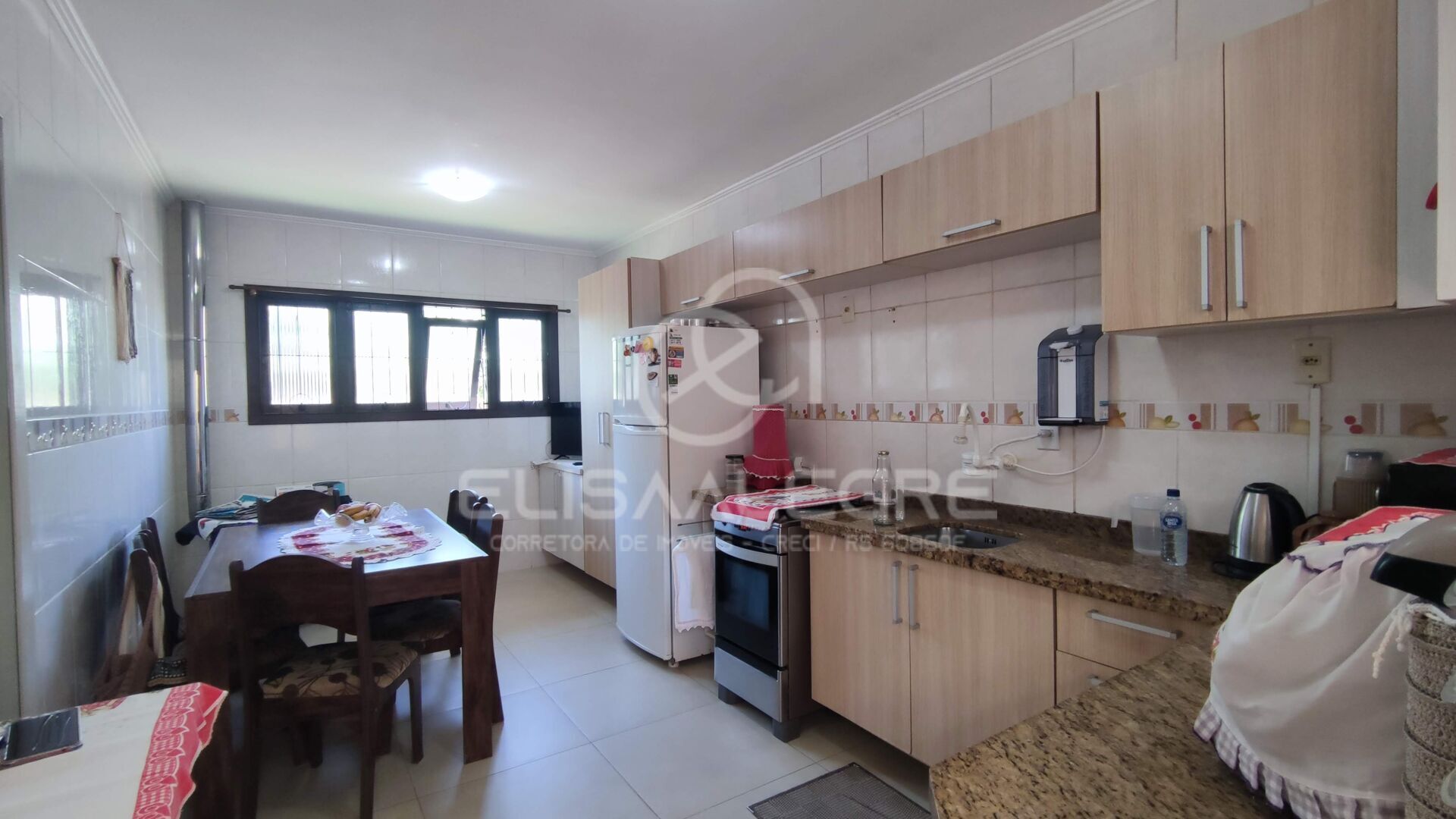 Casa, 4 quartos, 130 m² - Foto 2