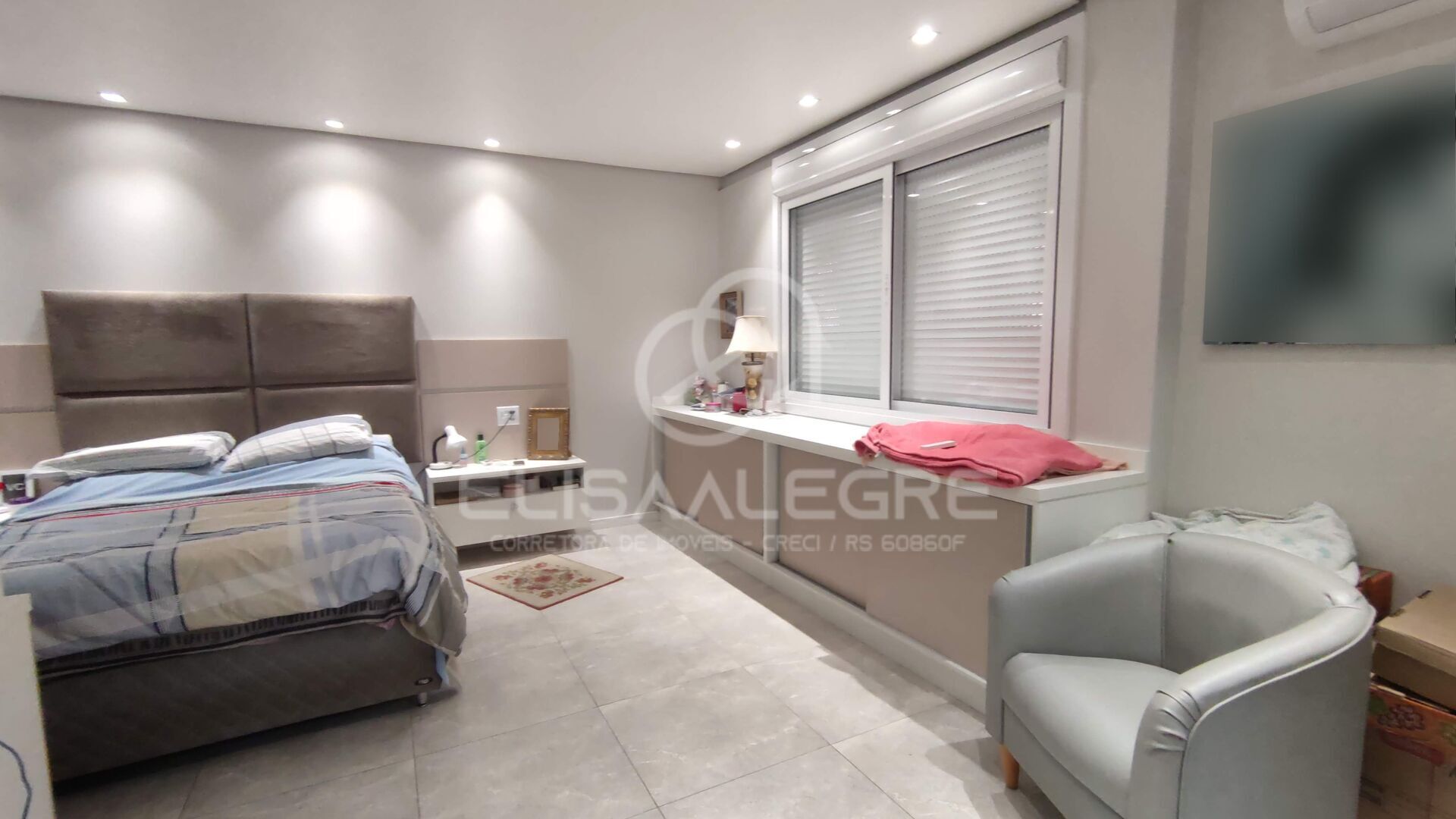 Casa à venda com 2 quartos, 250m² - Foto 26