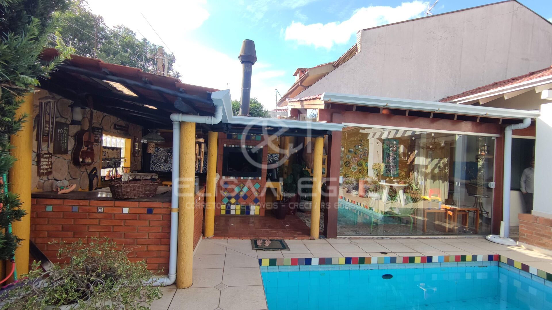 Casa à venda com 2 quartos, 250m² - Foto 5