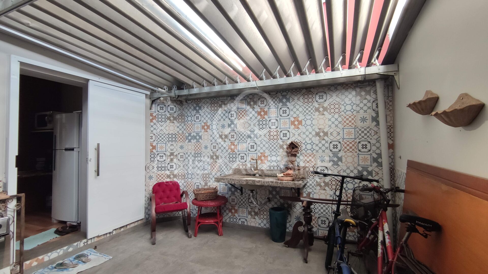 Casa à venda com 2 quartos, 250m² - Foto 18
