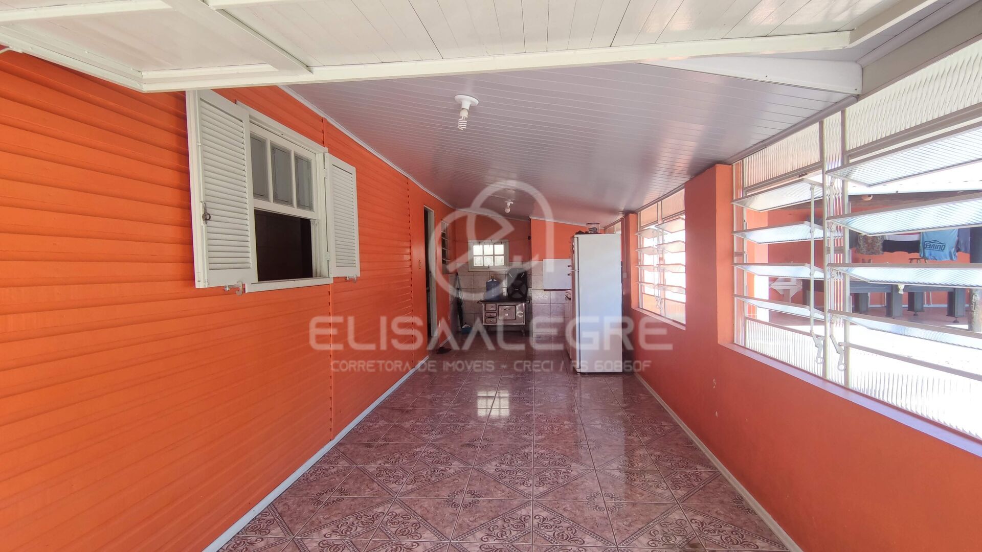 Casa à venda com 2 quartos, 128m² - Foto 3