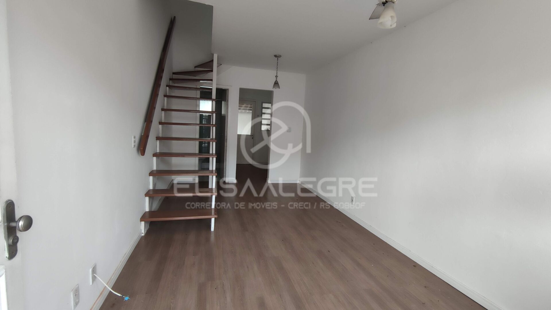 Casa de Condomínio à venda com 2 quartos, 76m² - Foto 1