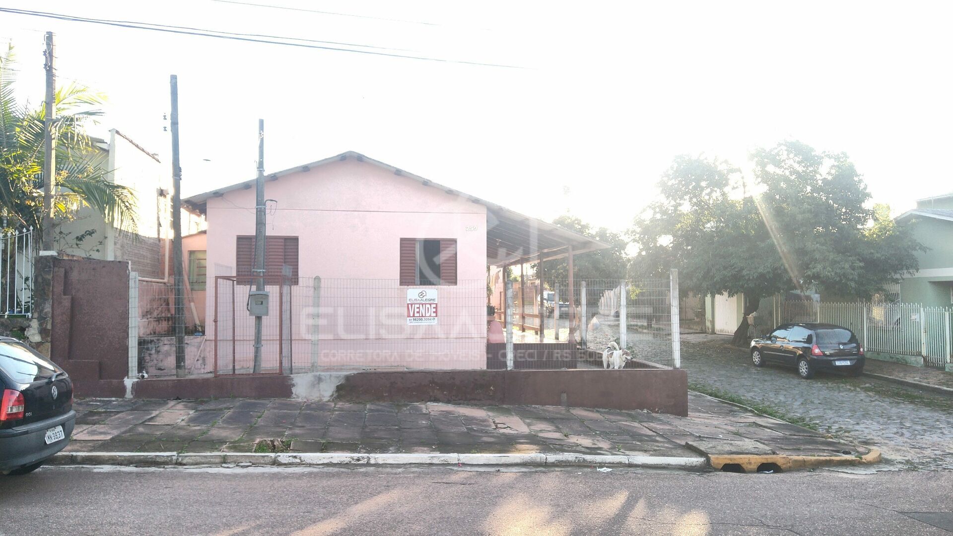 Casa à venda com 3 quartos, 89m² - Foto 2