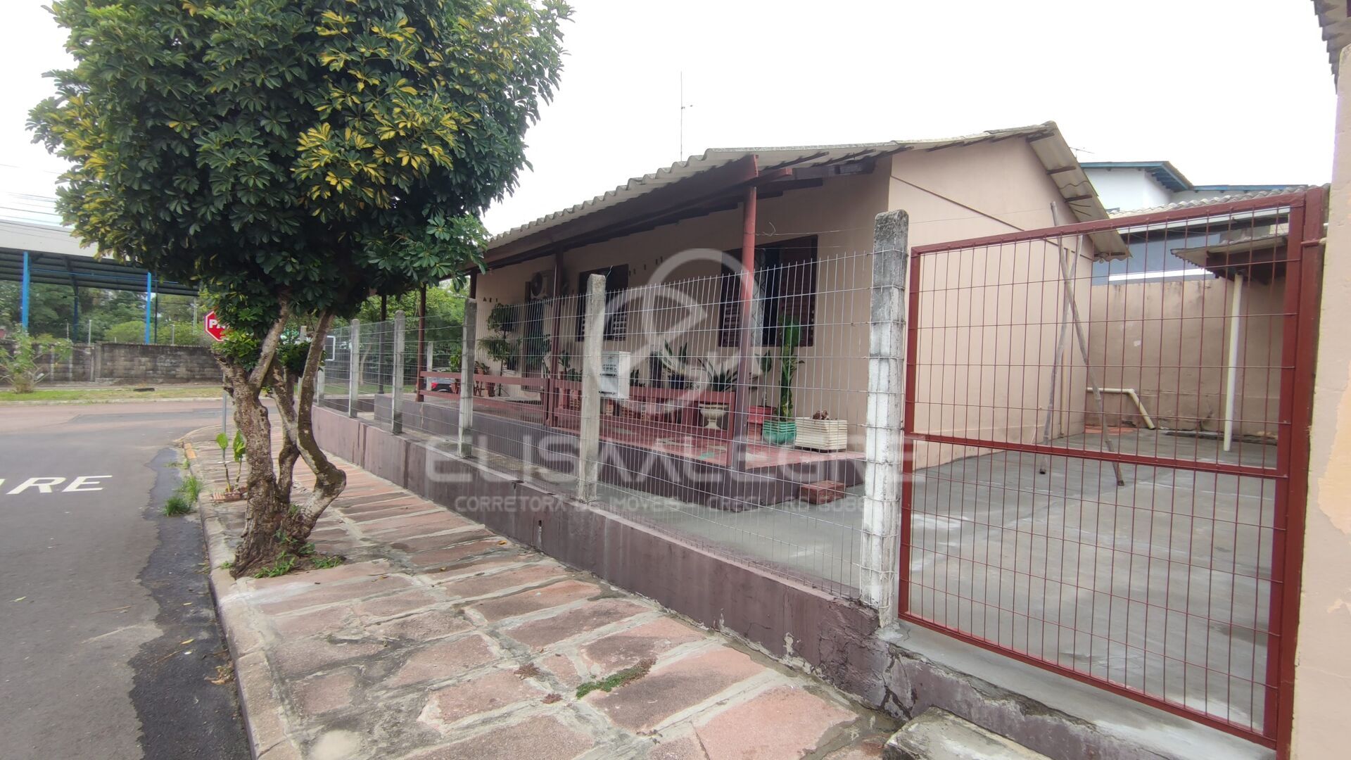 Casa à venda com 3 quartos, 89m² - Foto 23