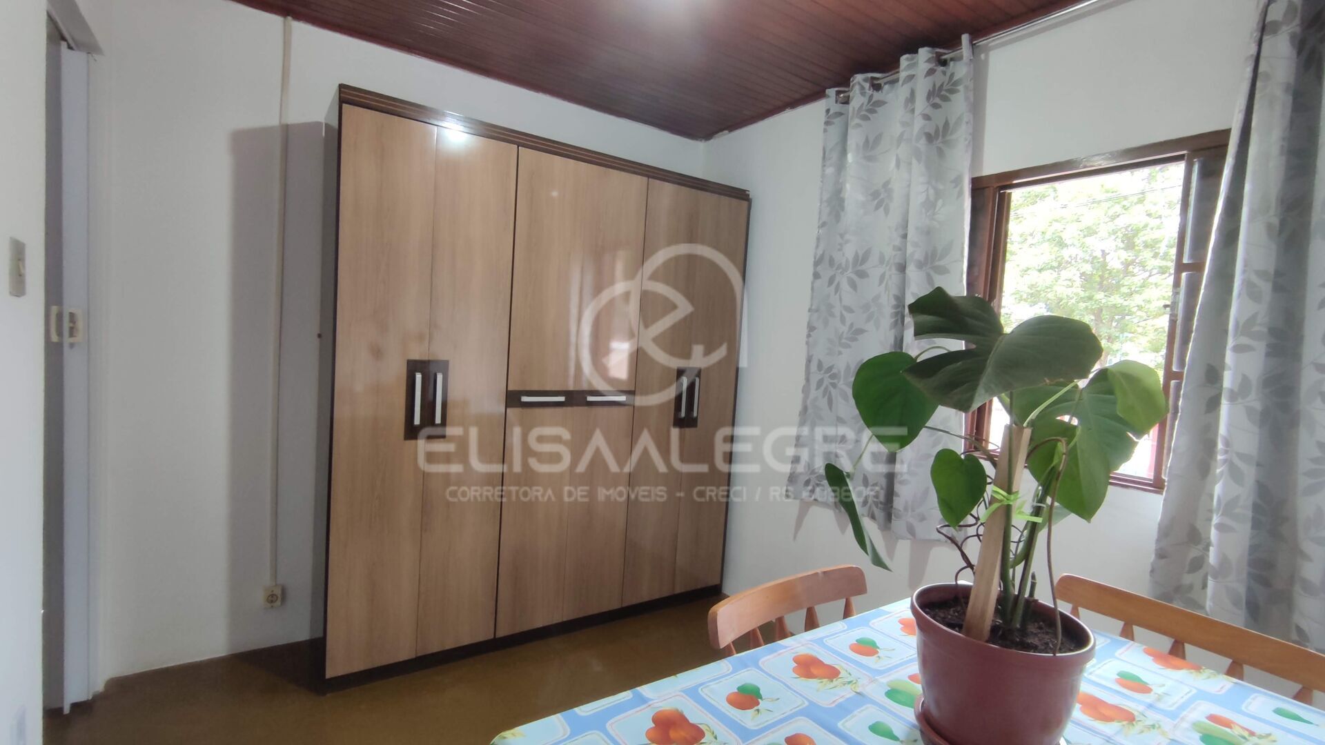 Casa à venda com 3 quartos, 89m² - Foto 9