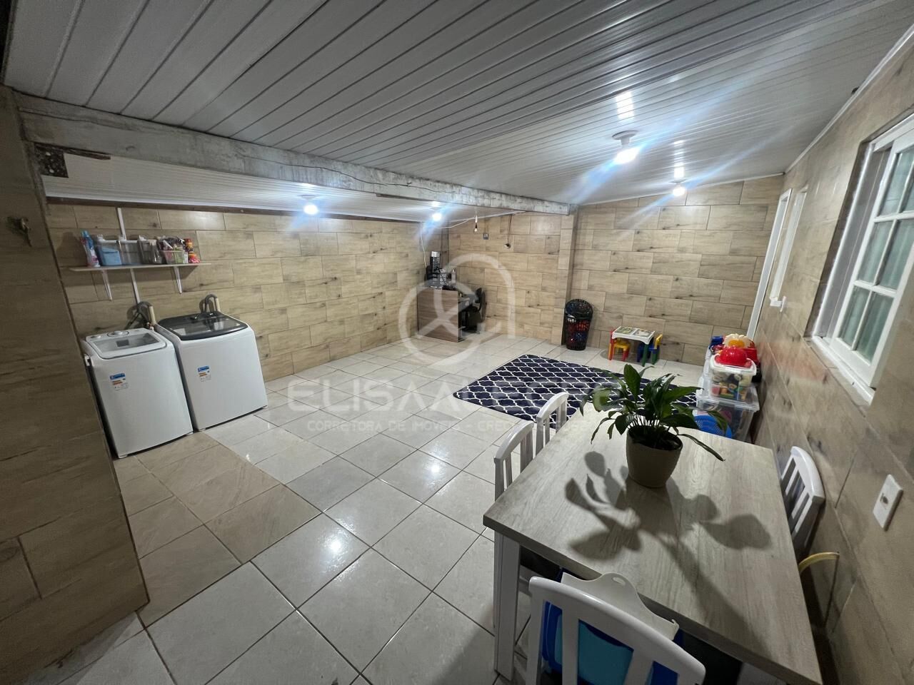 Casa à venda com 2 quartos, 100m² - Foto 27