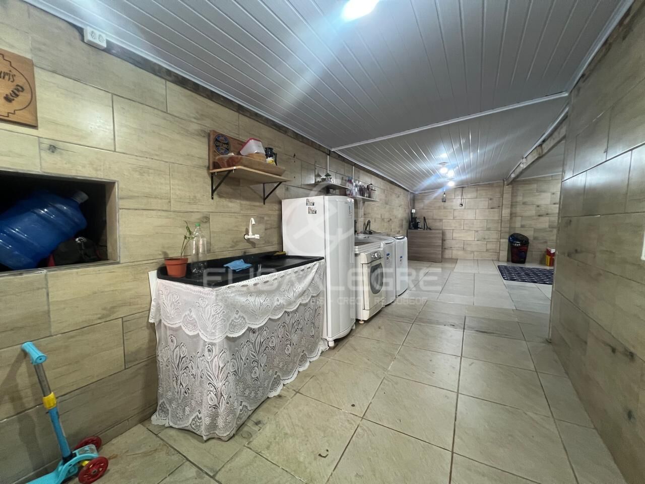 Casa à venda com 2 quartos, 100m² - Foto 33