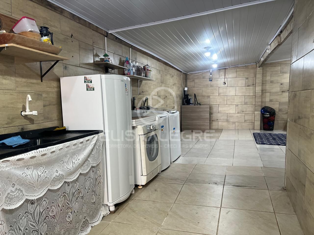 Casa à venda com 2 quartos, 100m² - Foto 34