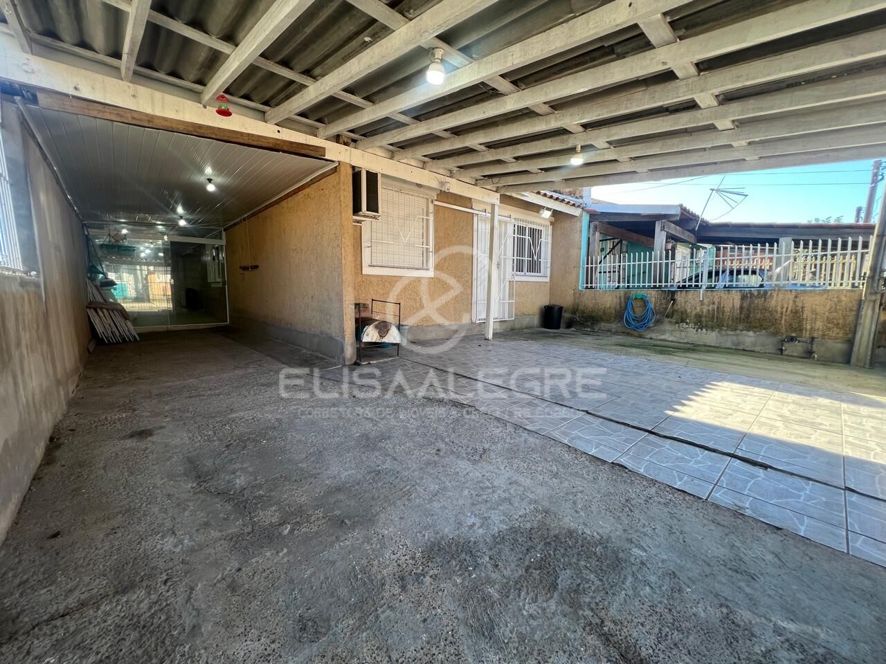 Casa à venda com 2 quartos, 100m² - Foto 37