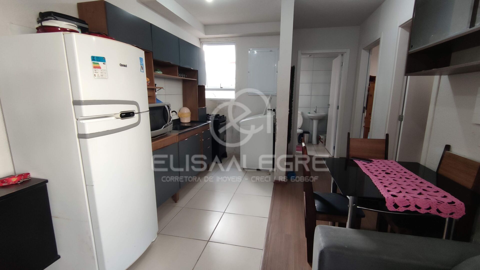 Apartamento à venda com 2 quartos, 42m² - Foto 2