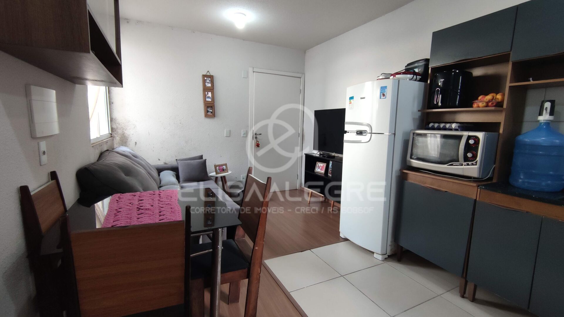 Apartamento à venda com 2 quartos, 42m² - Foto 4