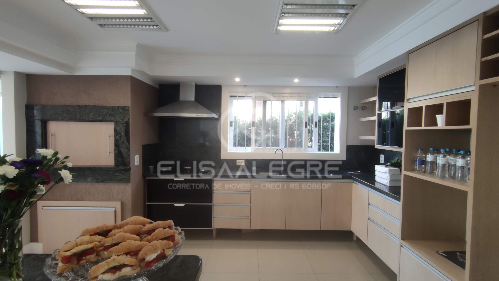 Casa à venda com 3 quartos, 267m² - Foto 12