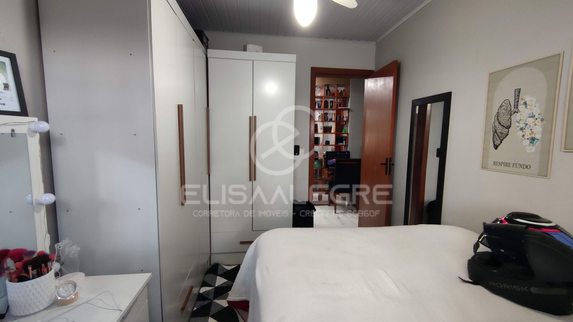 Casa à venda com 3 quartos, 60m² - Foto 17