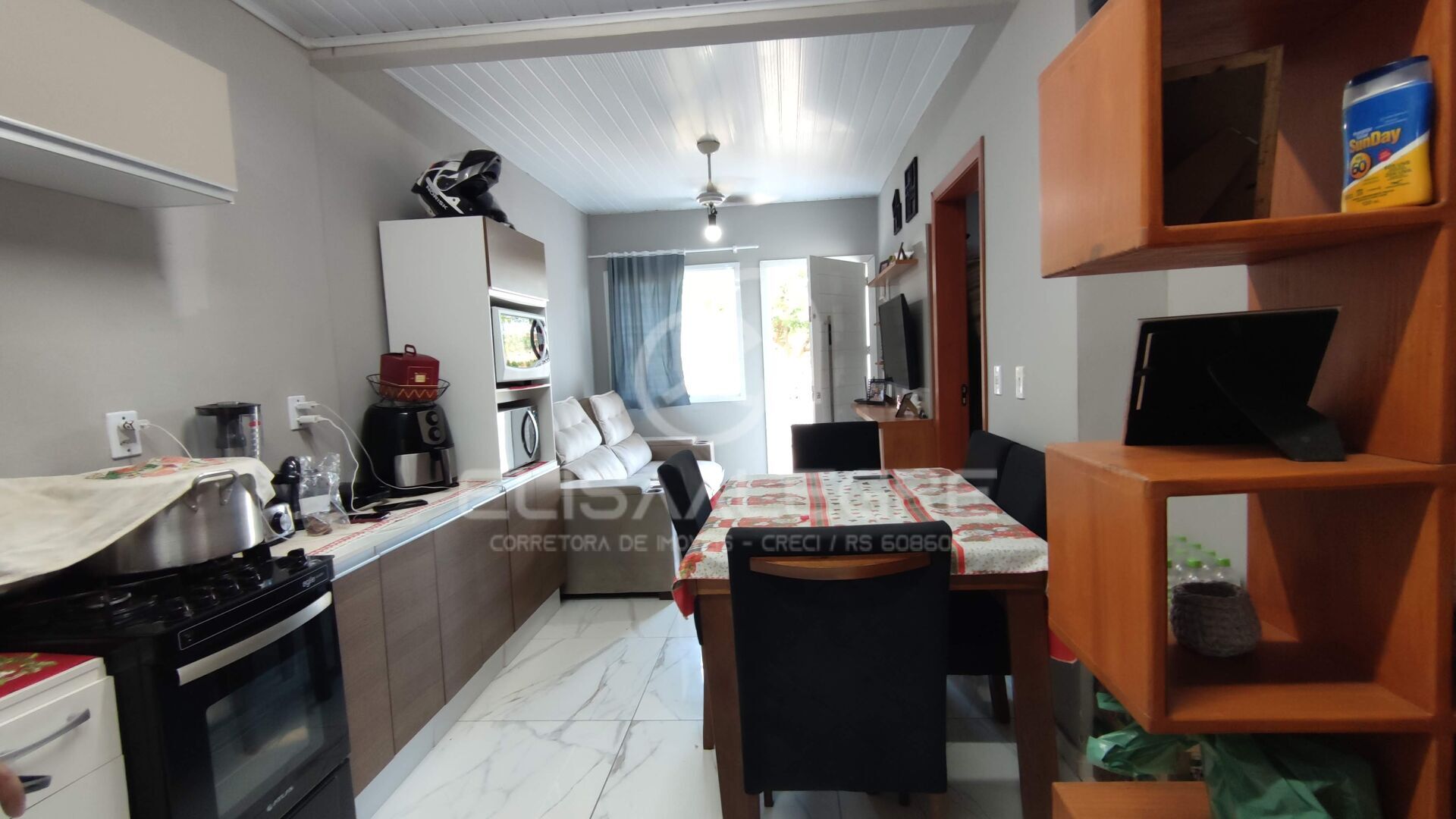 Casa à venda com 3 quartos, 60m² - Foto 18