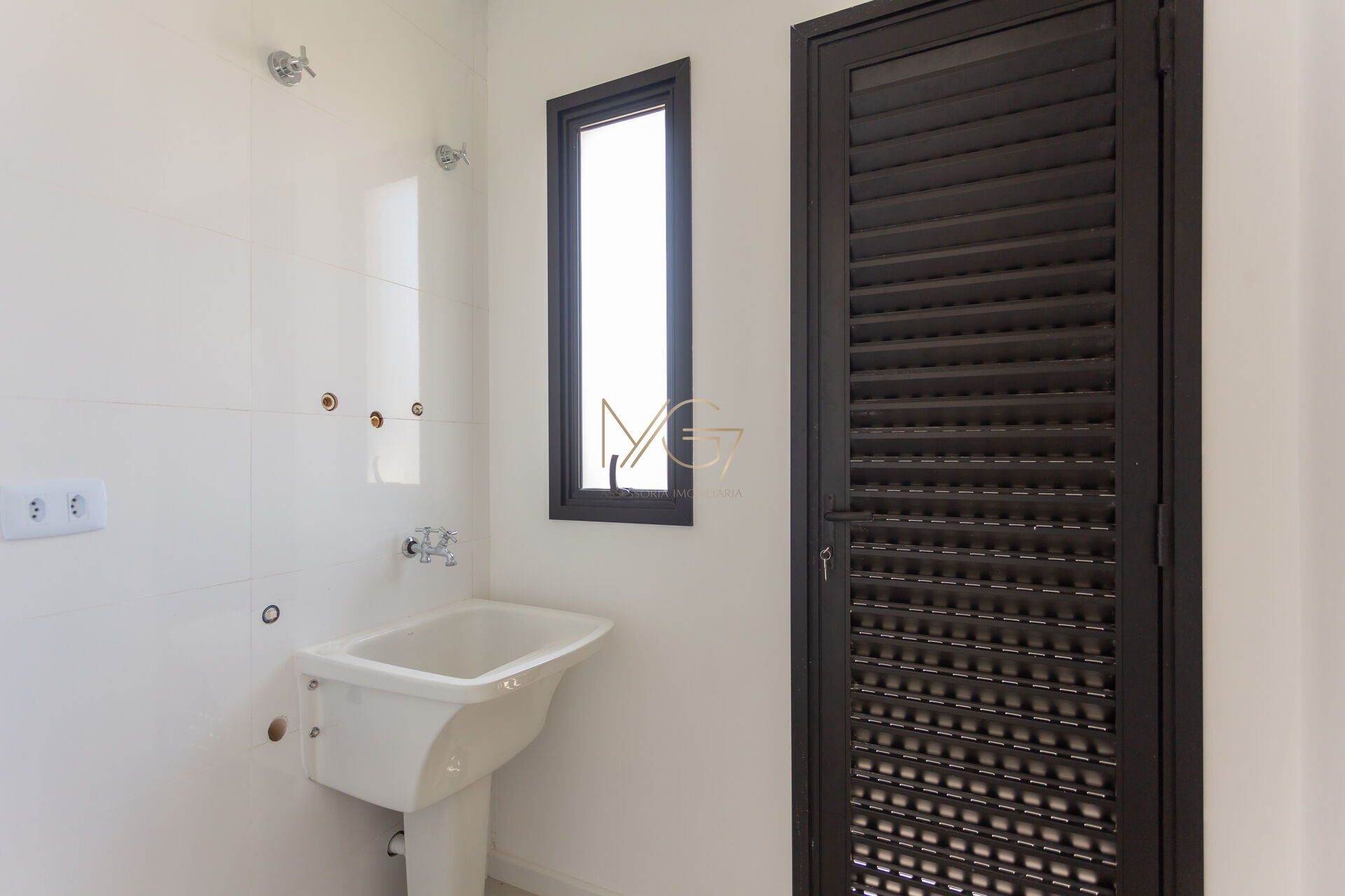 Sobrado à venda com 3 quartos, 10461m² - Foto 26