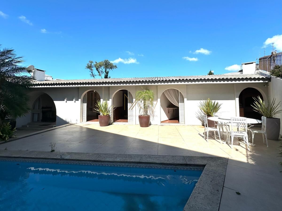 Casa à venda com 3 quartos, 278m² - Foto 10
