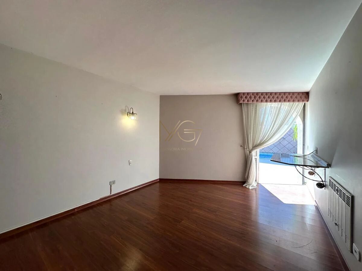 Casa à venda com 3 quartos, 278m² - Foto 20