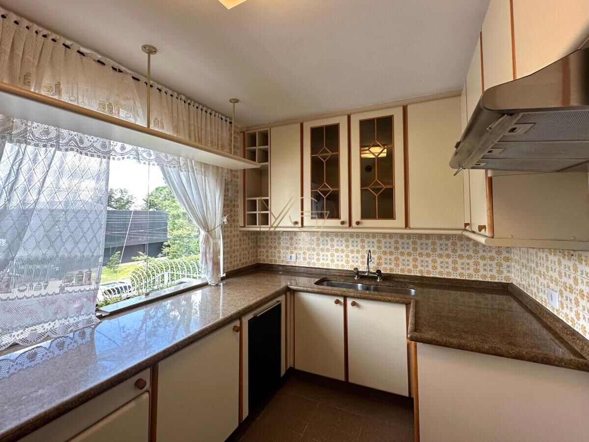 Casa à venda com 3 quartos, 278m² - Foto 12