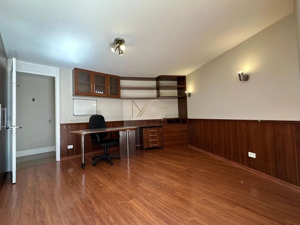 Casa à venda com 3 quartos, 278m² - Foto 16
