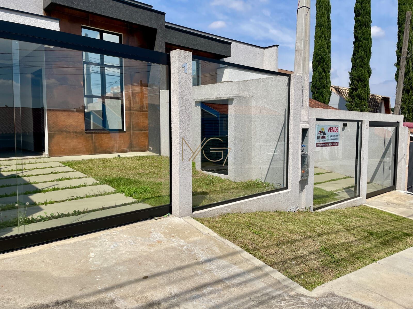 Casa à venda com 3 quartos, 101m² - Foto 2