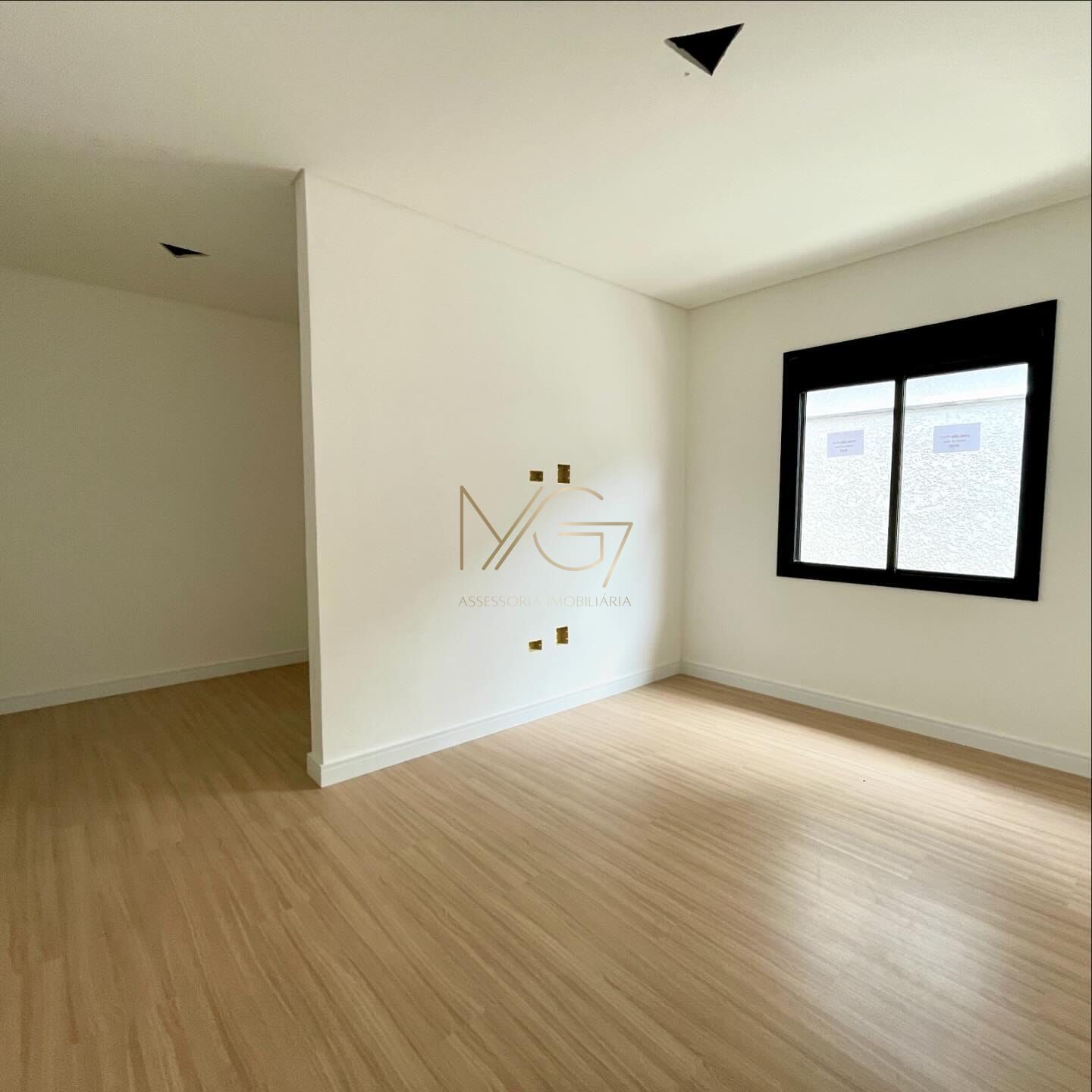 Casa à venda com 3 quartos, 101m² - Foto 13