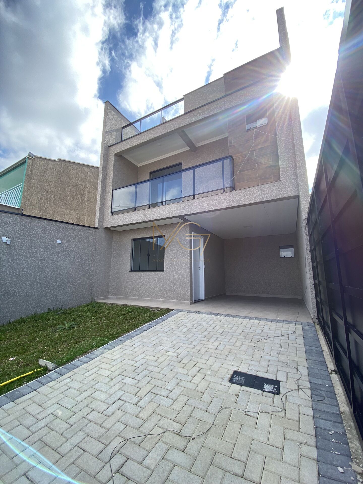 Sobrado à venda com 3 quartos, 126m² - Foto 1