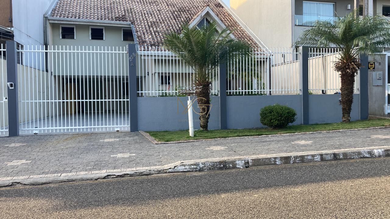 Sobrado à venda com 3 quartos, 218m² - Foto 3