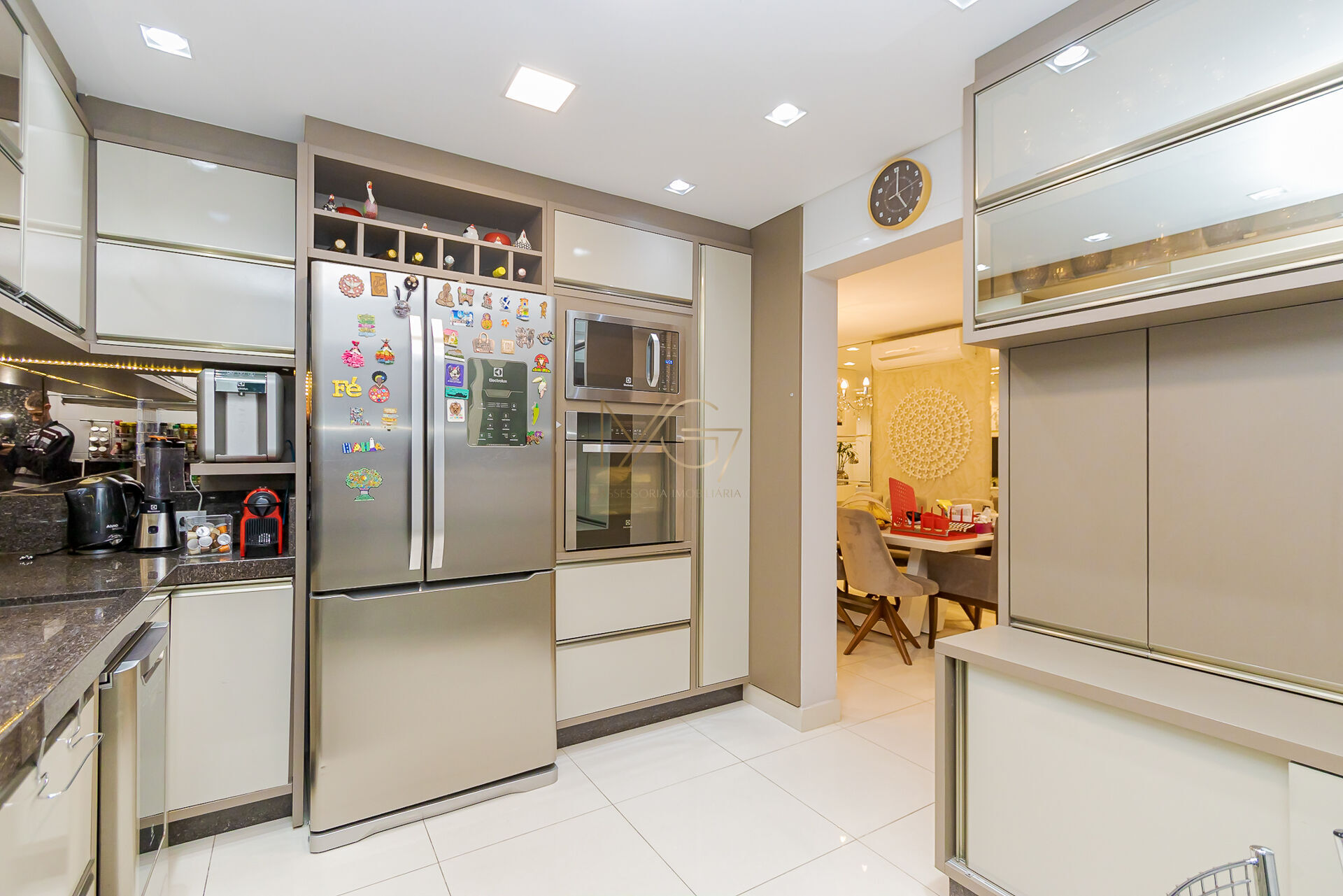 Casa à venda com 4 quartos, 200m² - Foto 18