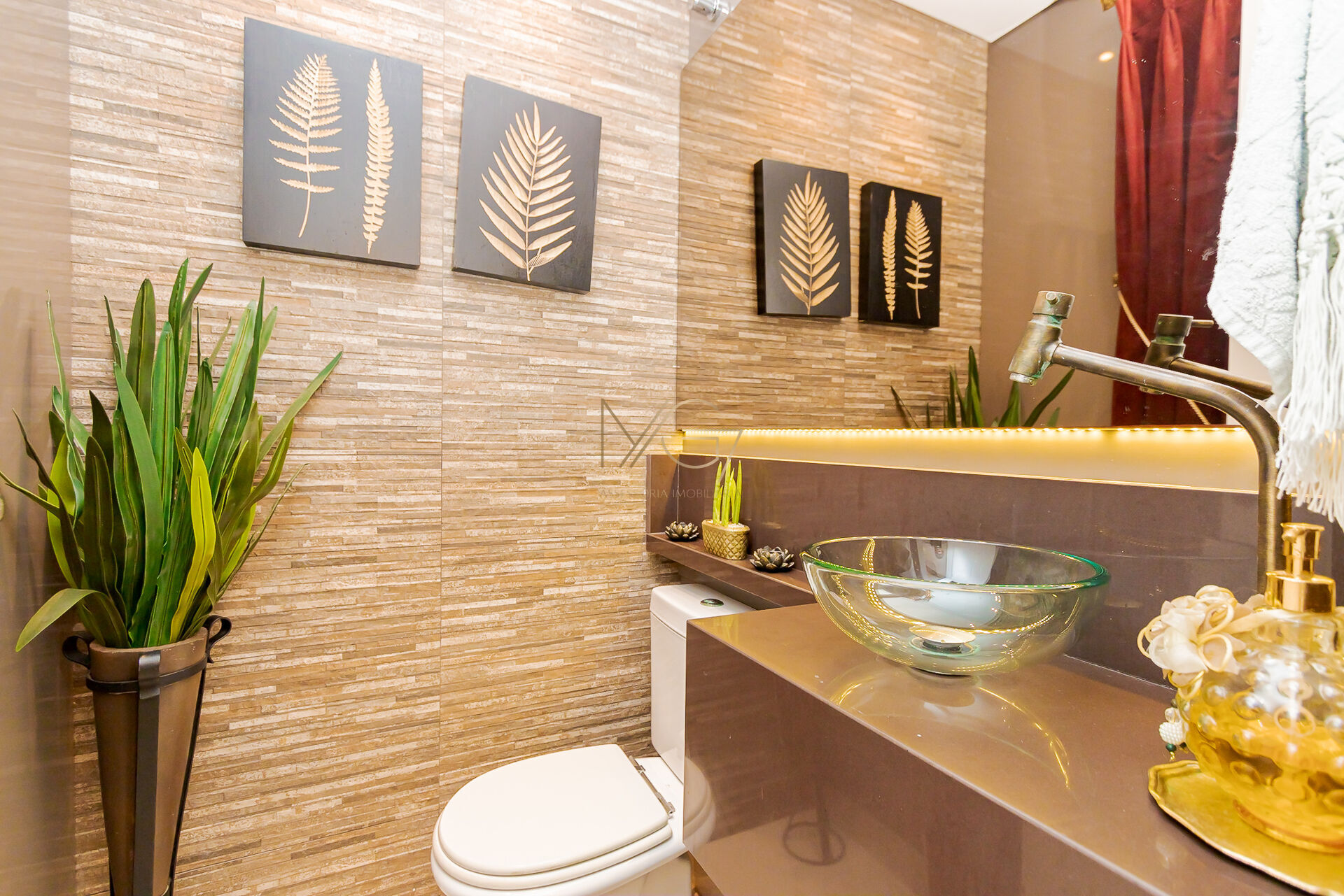 Casa à venda com 4 quartos, 200m² - Foto 14
