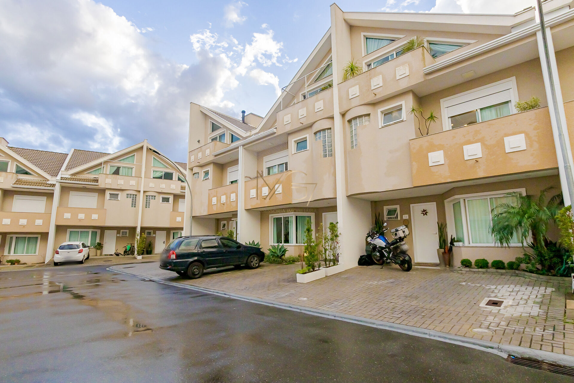 Casa à venda com 4 quartos, 200m² - Foto 47