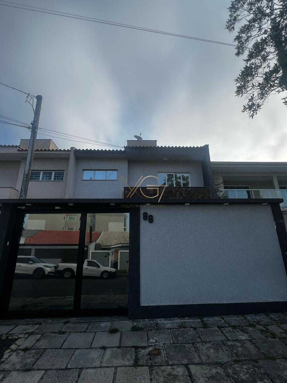 Sobrado à venda com 3 quartos, 99m² - Foto 1