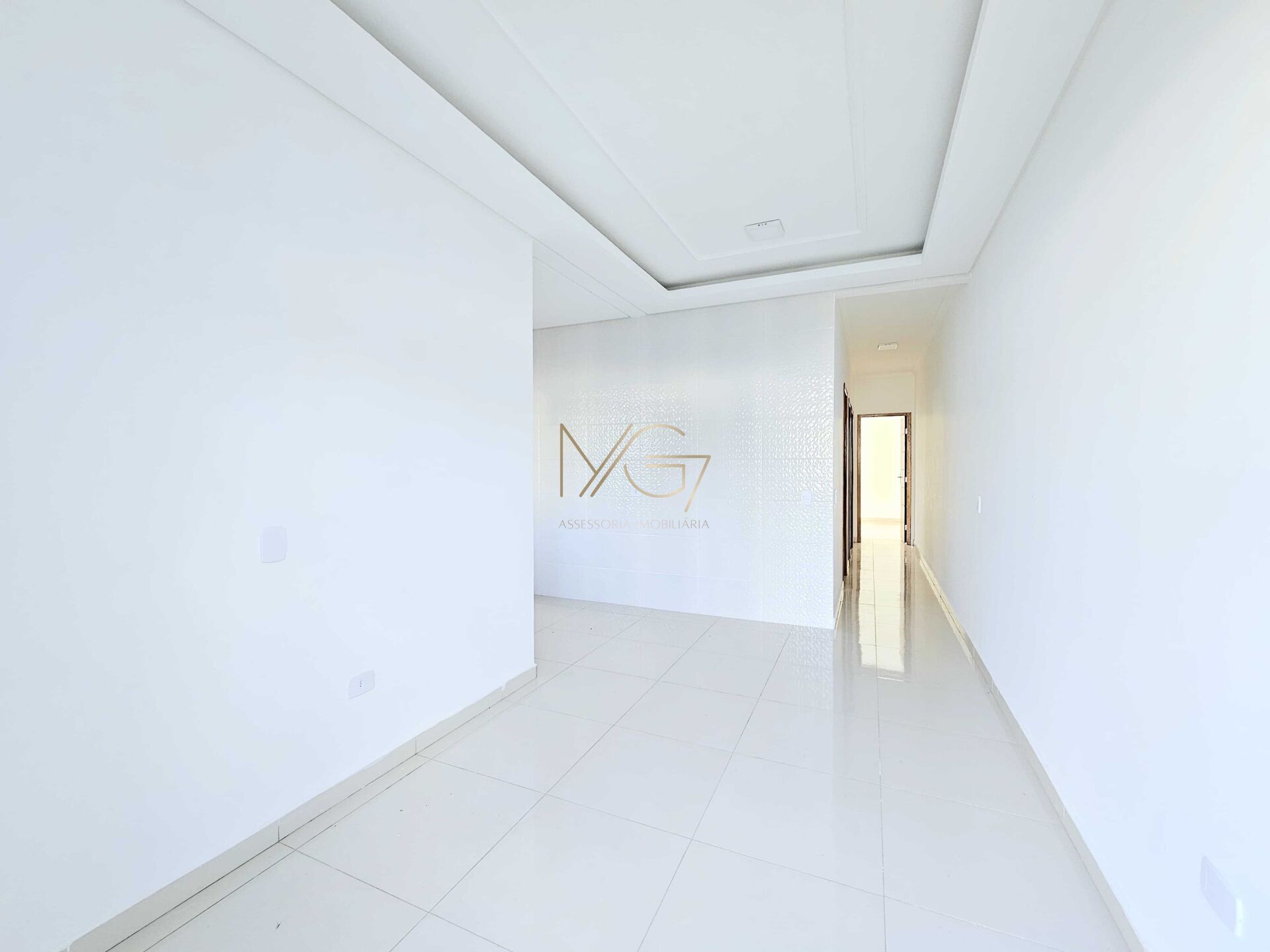 Casa à venda com 3 quartos, 64m² - Foto 4