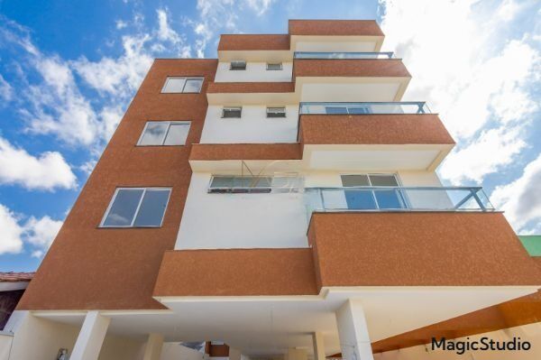 Apartamento à venda com 2 quartos, 68m² - Foto 2