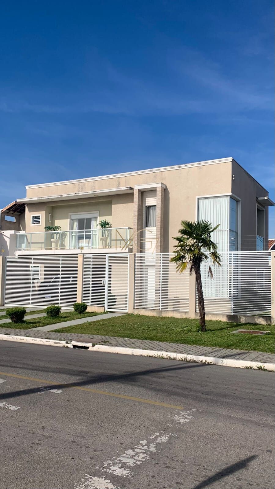 Sobrado à venda com 3 quartos, 250m² - Foto 2