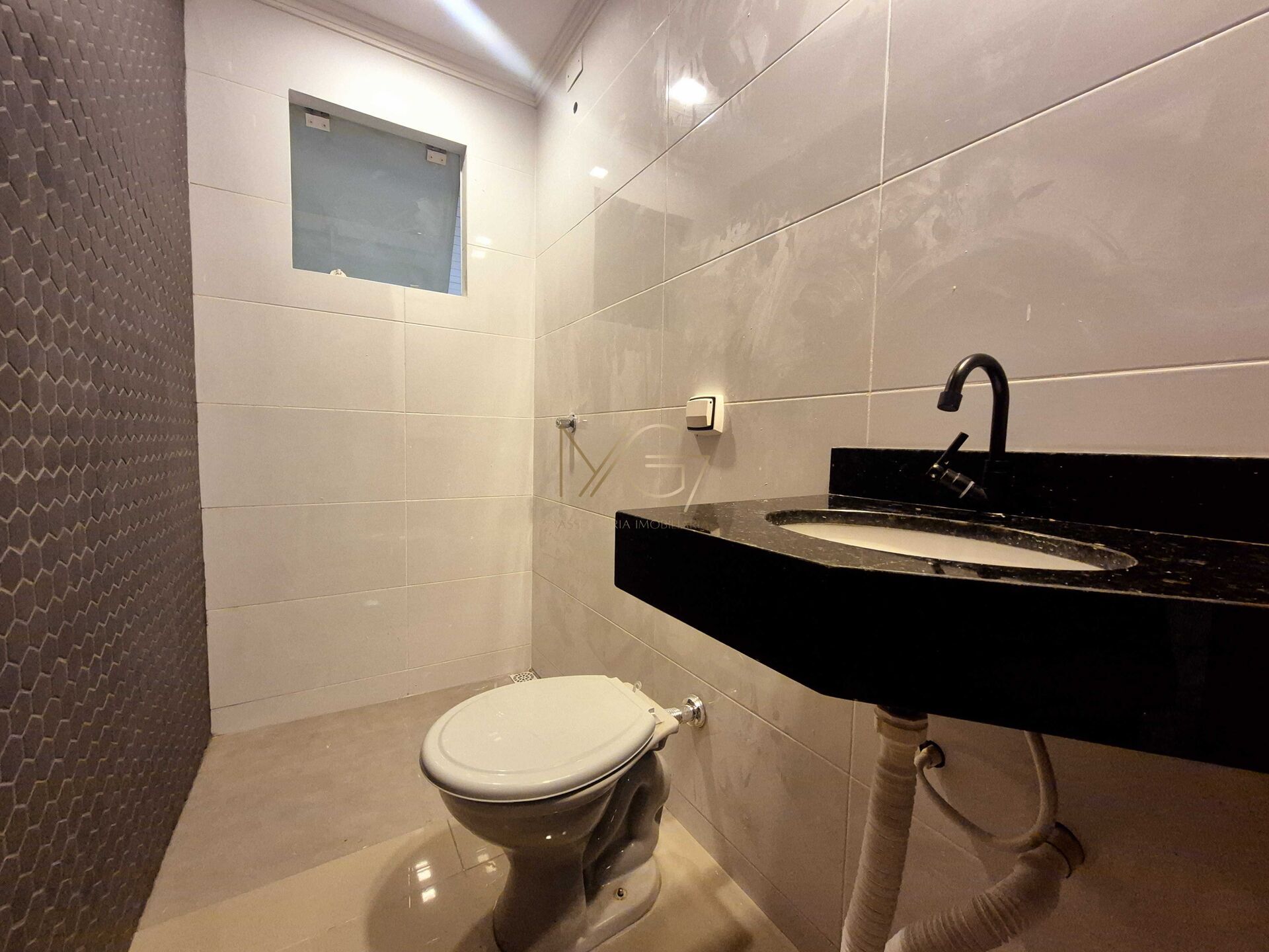 Casa à venda com 2 quartos, 56m² - Foto 14