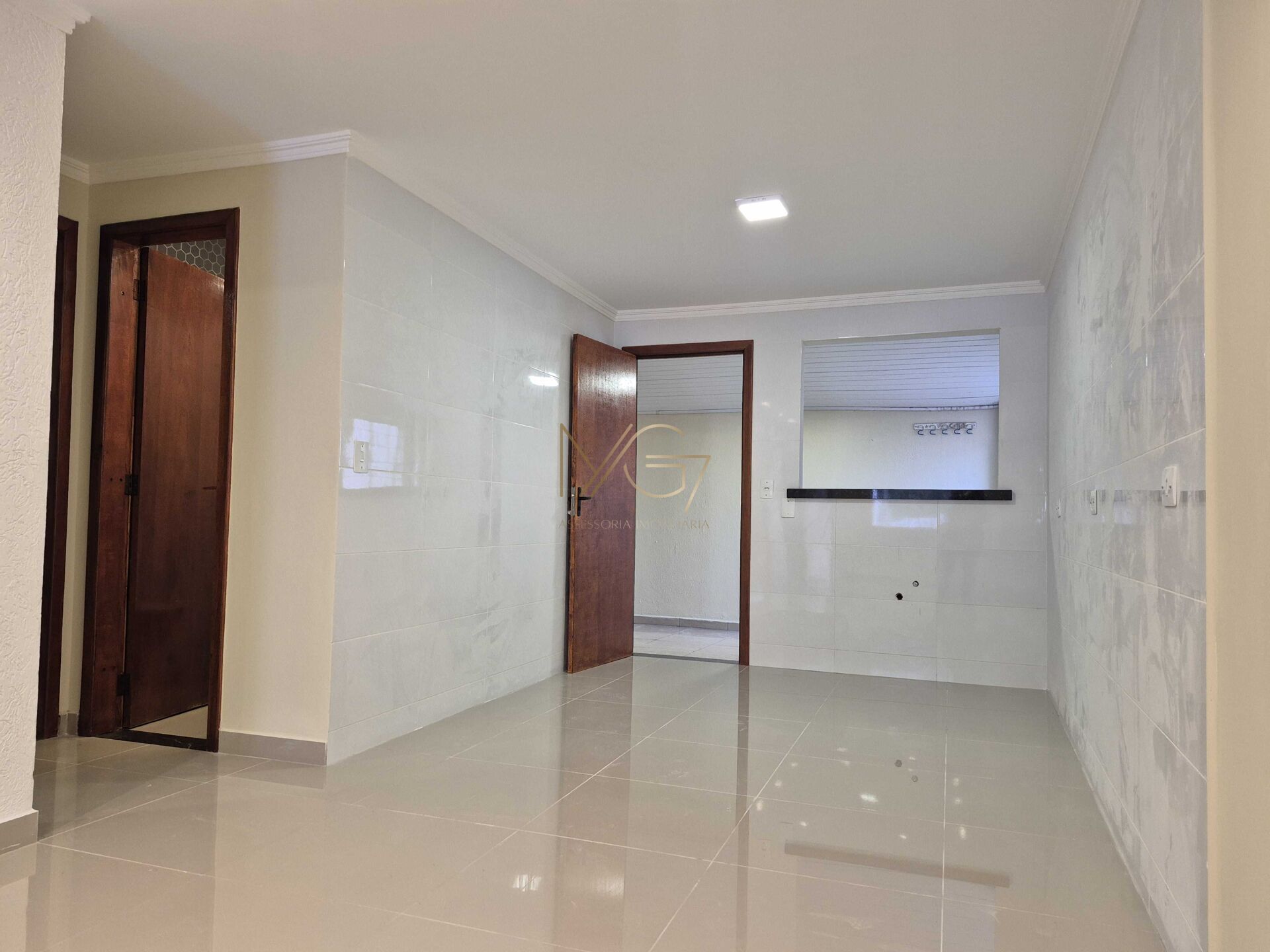 Casa à venda com 2 quartos, 56m² - Foto 6