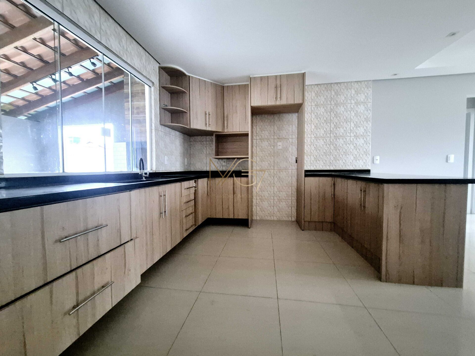 Casa à venda com 2 quartos, 150m² - Foto 5