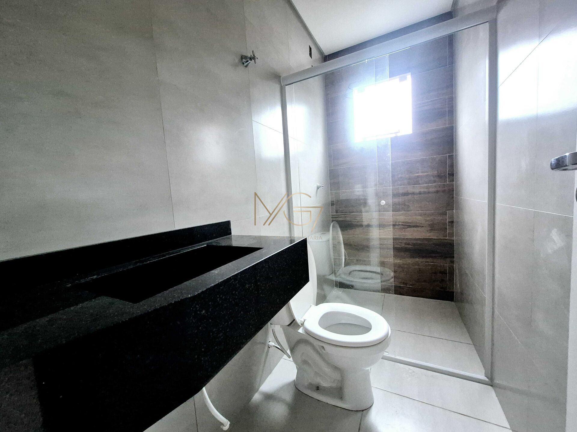 Casa à venda com 2 quartos, 150m² - Foto 9