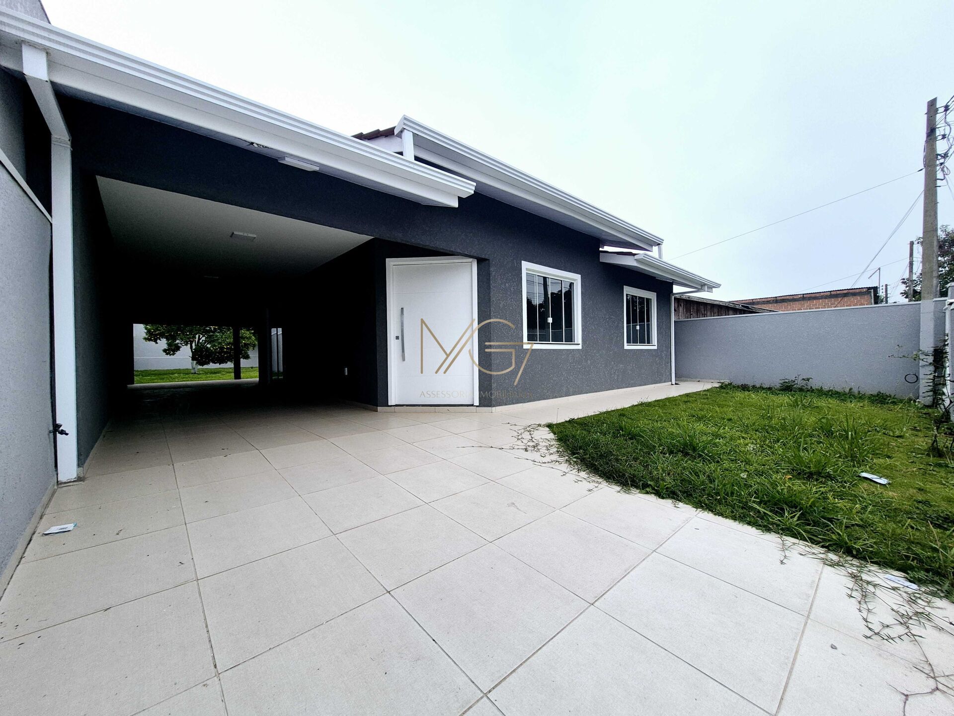 Casa à venda com 2 quartos, 150m² - Foto 2