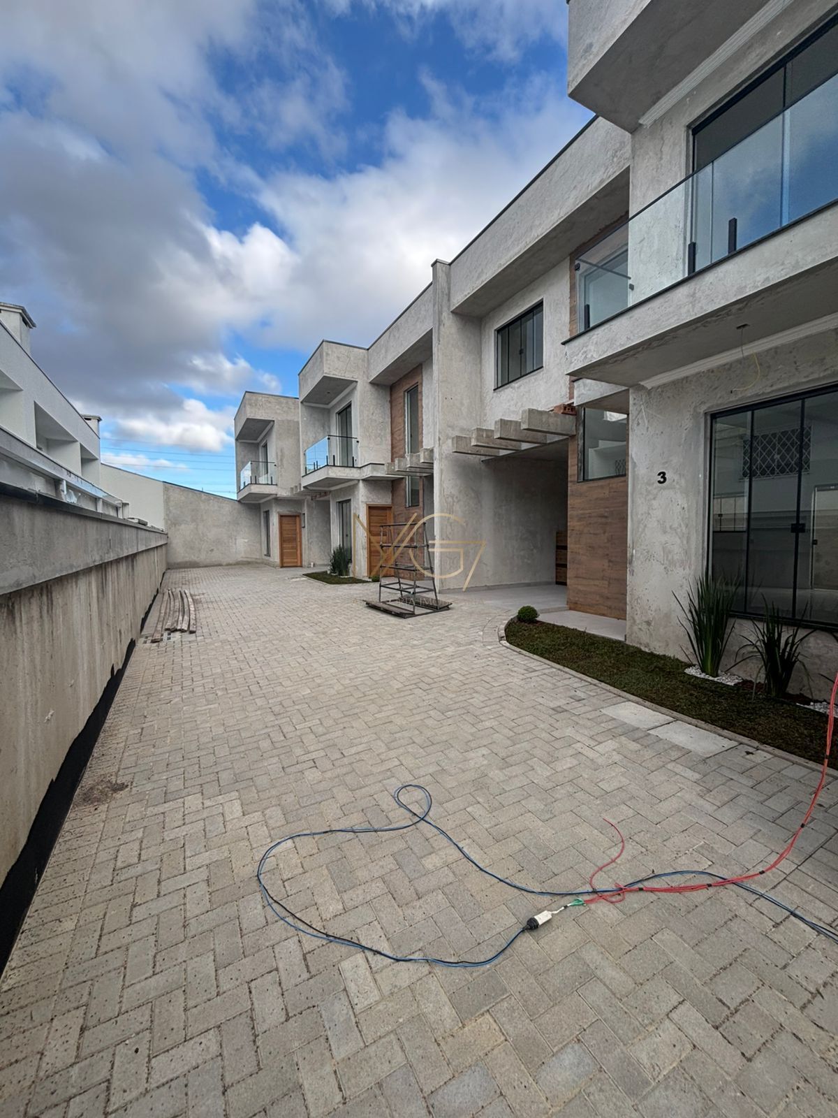 Casa à venda com 3 quartos, 99m² - Foto 3