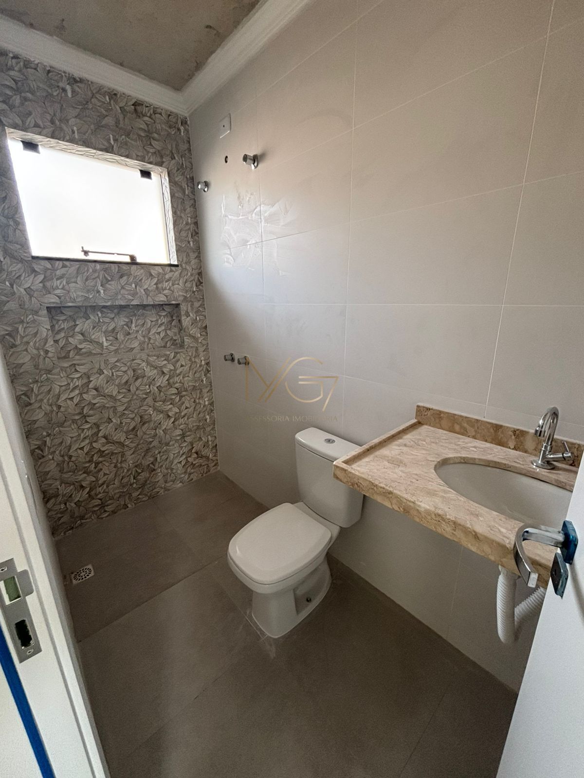 Casa à venda com 3 quartos, 99m² - Foto 14